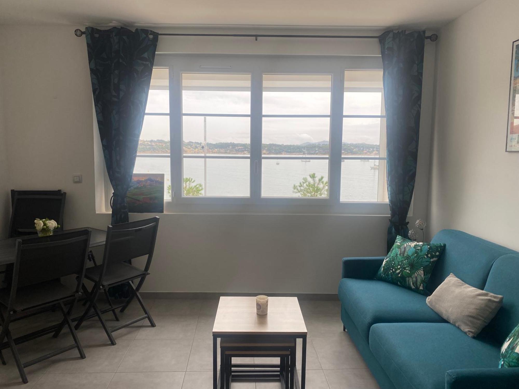 Splendide Studio Miramar Vue Mer Avec Terrasse Бандоль Экстерьер фото